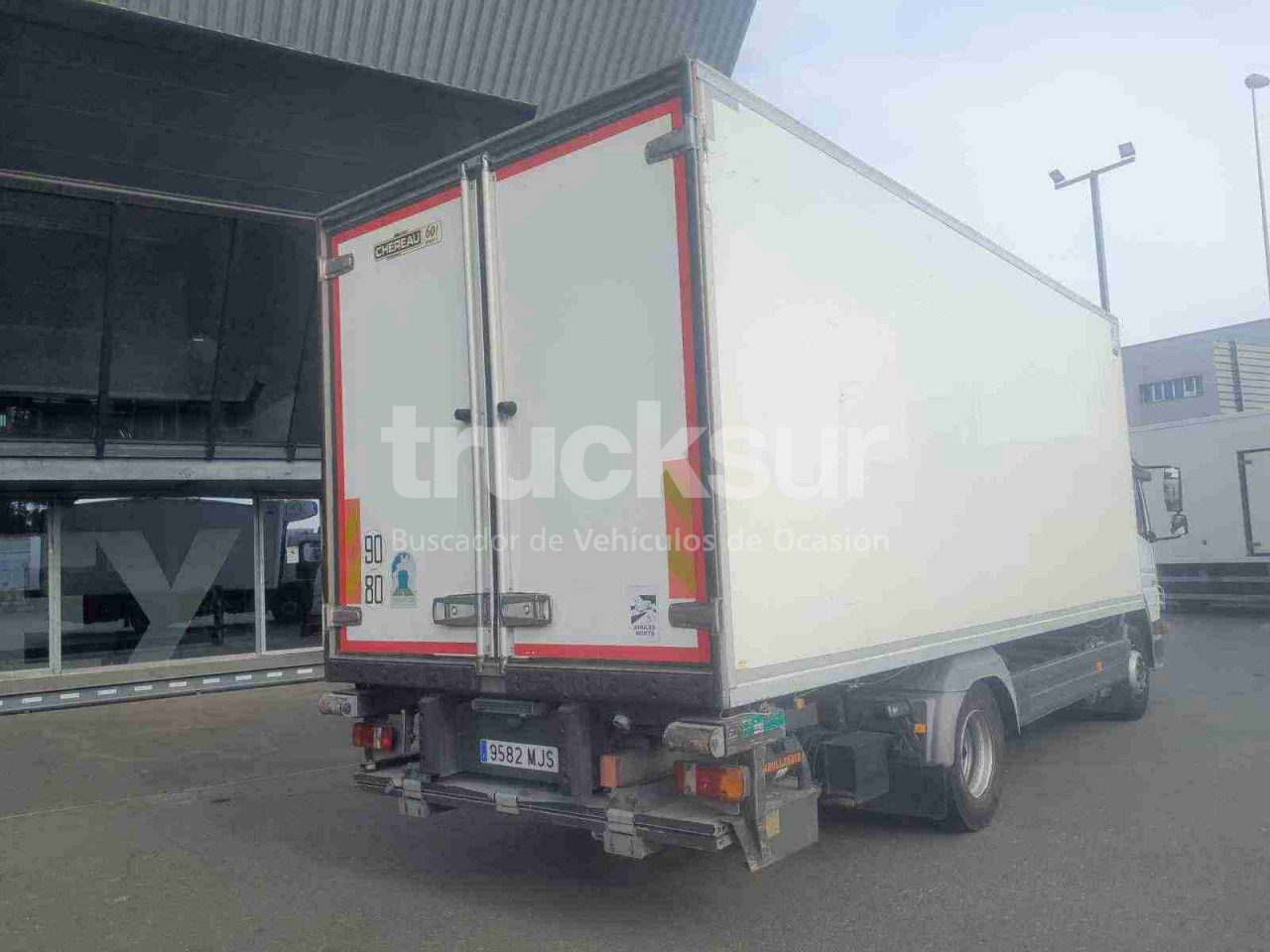 MERCEDES ATEGO FRC - Camion fourgon: photos 5 MERCEDES ATEGO FRC - Camion fourgon: photos 5