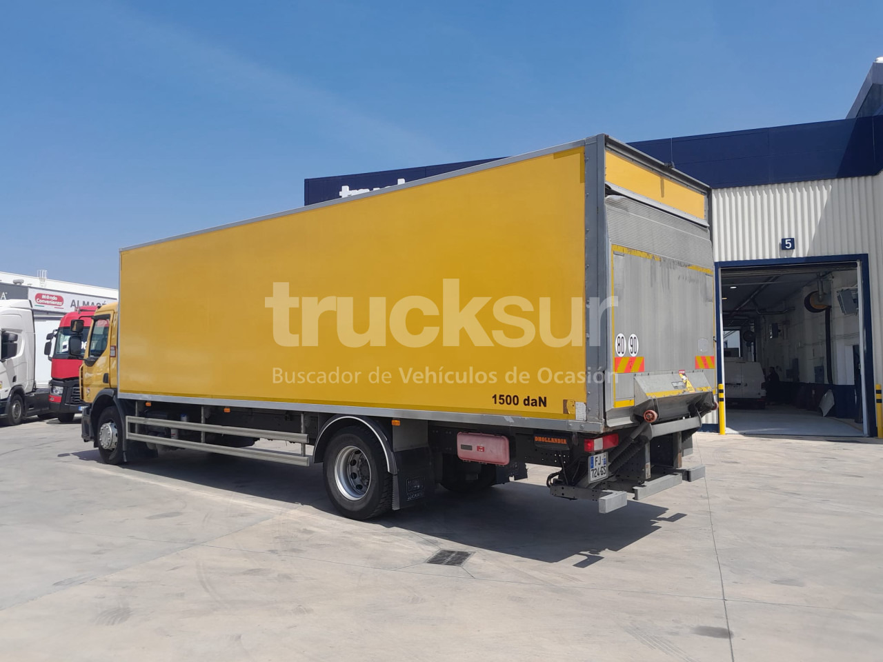 RENAULT D280.18 21P - Camion fourgon: photos 4 RENAULT D280.18 21P - Camion fourgon: photos 4