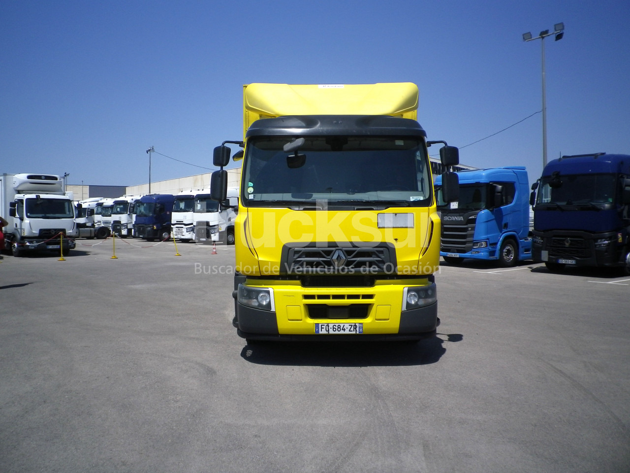 RENAULT D380.26 6X2*4 ejes 6x2*4 - Camion fourgon: photos 3 RENAULT D380.26 6X2*4 ejes 6x2*4 - Camion fourgon: photos 3