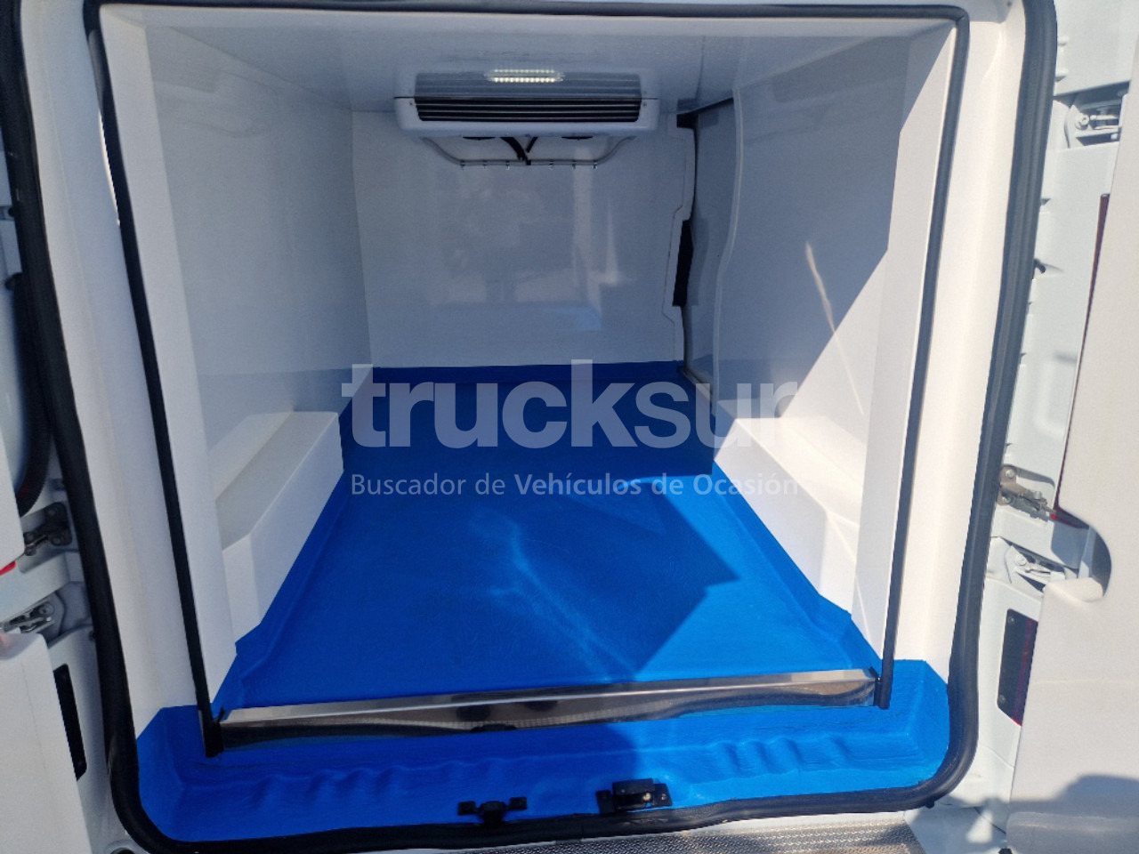 RENAULT TRAFIC EXCLUSIVE VANE - Utilitaire frigorifique: photos 5 RENAULT TRAFIC EXCLUSIVE VANE - Utilitaire frigorifique: photos 5