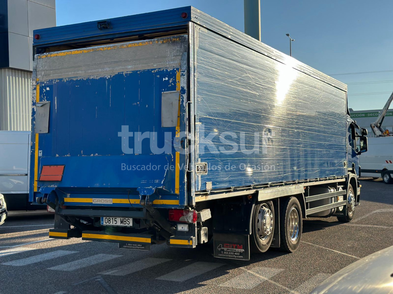 SCANIA P 280 ejes 6x2*4 - Camion fourgon: photos 3 SCANIA P 280 ejes 6x2*4 - Camion fourgon: photos 3