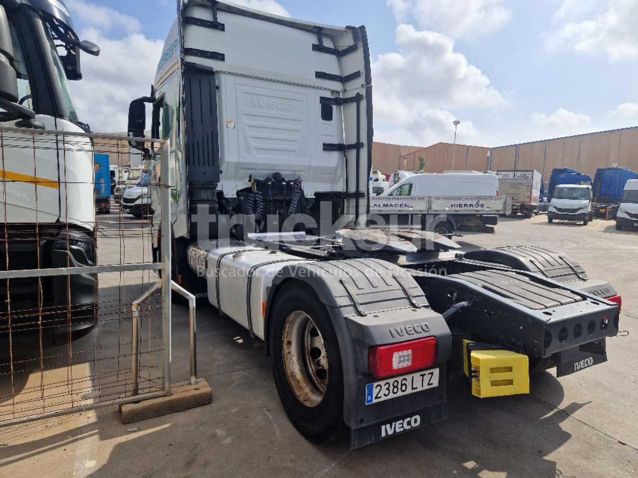 IVECO S-WAY AS440S51T/P - Tracteur routier: photos 4 IVECO S-WAY AS440S51T/P - Tracteur routier: photos 4