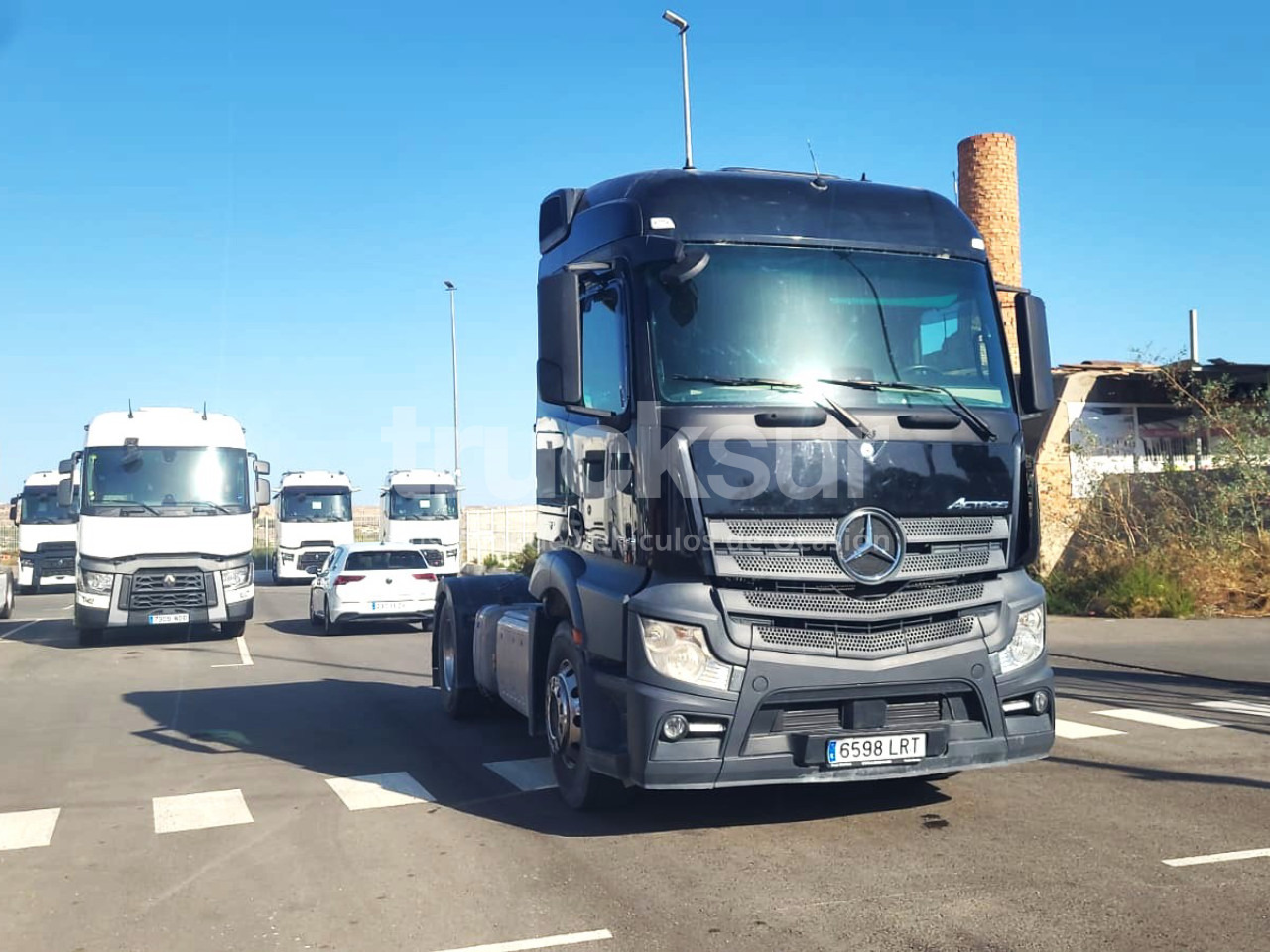 MERCEDES MERCEDES ACTROS 2143 - Tracteur routier: photos 4 MERCEDES MERCEDES ACTROS 2143 - Tracteur routier: photos 4