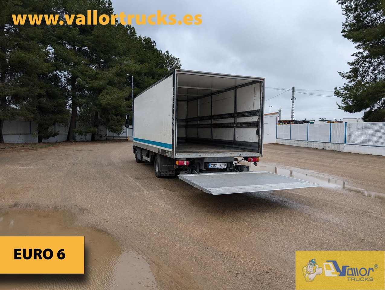 IVECO 100E22 - Camion fourgon: photos 3 IVECO 100E22 - Camion fourgon: photos 3