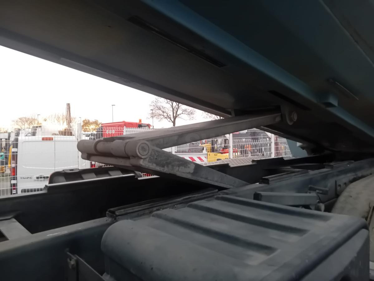 Mercedes Arocs 4143 - Camion benne: photos 4 Mercedes Arocs 4143 - Camion benne: photos 4