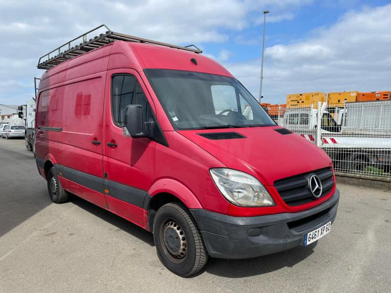 Mercedes Sprinter 209 CDI - Fourgon utilitaire: photos 1 Mercedes Sprinter 209 CDI - Fourgon utilitaire: photos 1