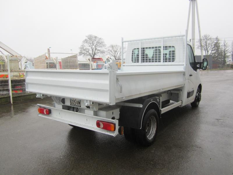 Utilitaire benne Renault Master 2.3 DCI 150: photos 7 Utilitaire benne Renault Master 2.3 DCI 150: photos 7