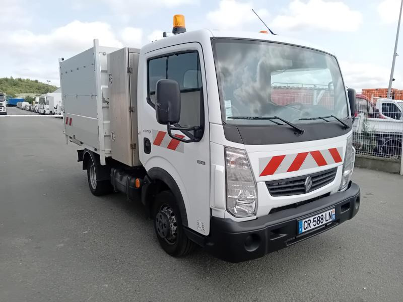 Renault Maxity 120 DXI - Utilitaire benne: photos 3 Renault Maxity 120 DXI - Utilitaire benne: photos 3