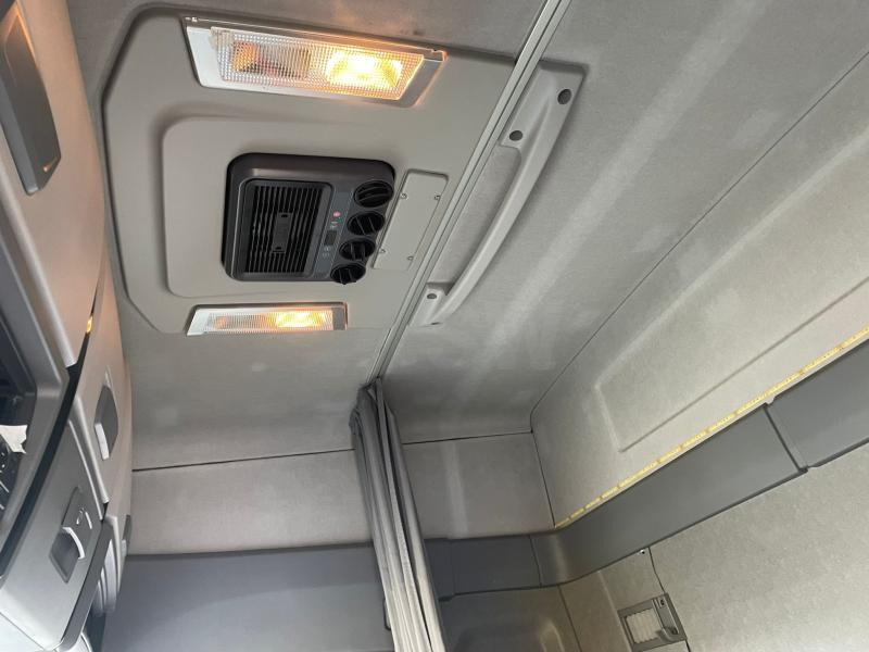 Renault Gamme T 460 - Tracteur routier: photos 5 Renault Gamme T 460 - Tracteur routier: photos 5