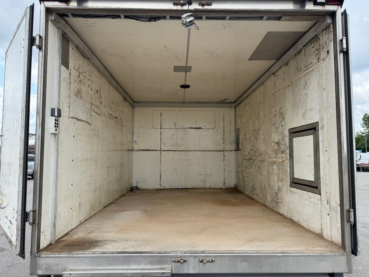 Blomenröhr 2 axle 7500 kg. Closed box / Koffer - Remorque fourgon: photos 5 Blomenröhr 2 axle 7500 kg. Closed box / Koffer - Remorque fourgon: photos 5