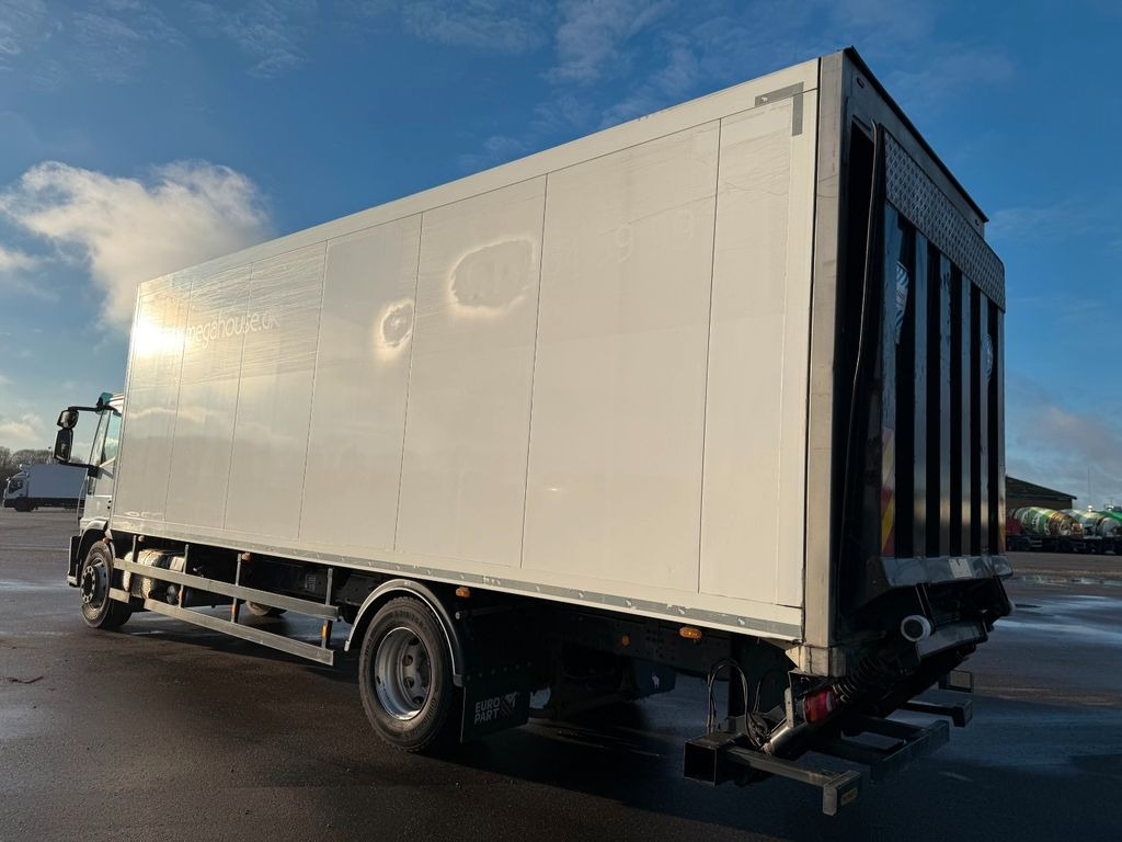 Iveco 180E32 Schmitz / Thermo King T-1200R Spectrum - Camion frigorifique: photos 4 Iveco 180E32 Schmitz / Thermo King T-1200R Spectrum - Camion frigorifique: photos 4