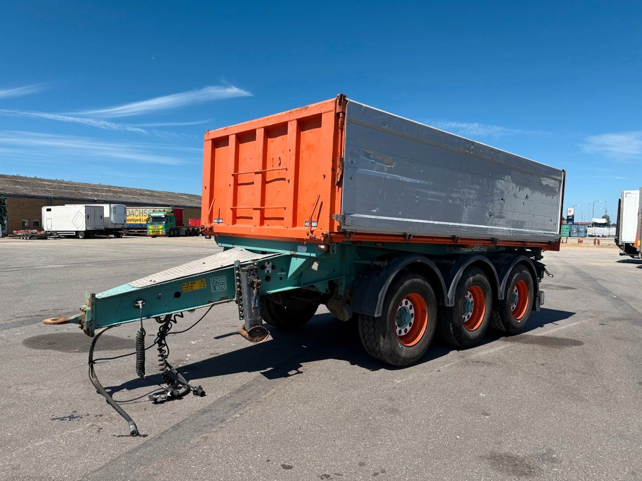 Kel-Berg 24 t. 3 axle T490K Tipper / Kipper - Remorque benne: photos 1 Kel-Berg 24 t. 3 axle T490K Tipper / Kipper - Remorque benne: photos 1