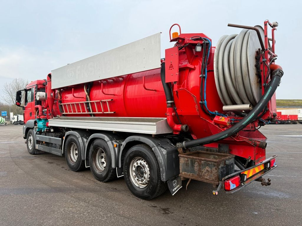 MAN TGS 35.480 8x4*4 Larsen 16.000 l. Euro 6 Kombi MAN TGS 35.480 8x4*4 JHL Hvidtved 16.000 l. Kombi - Camion hydrocureur: photos 4 MAN TGS 35.480 8x4*4 Larsen 16.000 l. Euro 6 Kombi MAN TGS 35.480 8x4*4 JHL Hvidtved 16.000 l. Kombi - Camion hydrocureur: photos 4