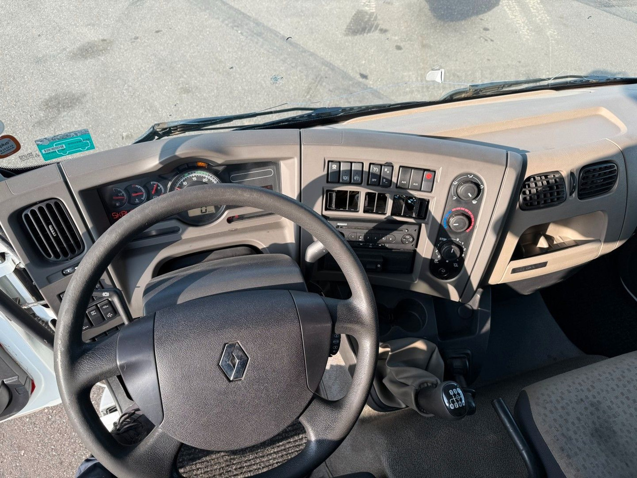 Camion fourgon Renault Midlum 220 DXI 4x2 6.0 Box / Koffer: photos 6