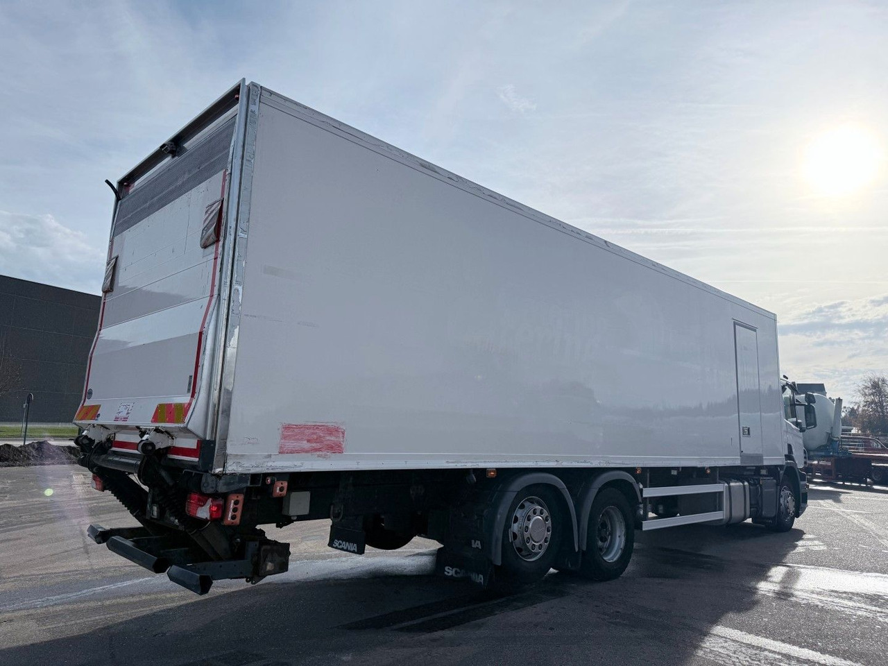 Scania P320 6x2*4 Carrier Supra 1250 Mt 9.80 m Kühl - Camion frigorifique: photos 3 Scania P320 6x2*4 Carrier Supra 1250 Mt 9.80 m Kühl - Camion frigorifique: photos 3