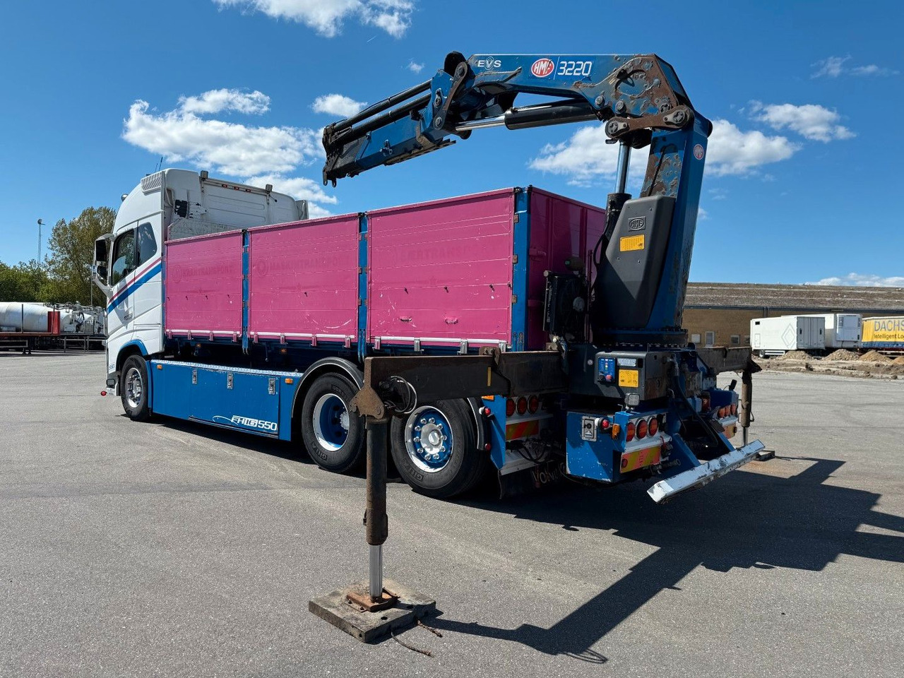 Volvo FH 16.550 6x2*4 / Crane HMF 3220K4 Euro 6 - Camion grue: photos 5 Volvo FH 16.550 6x2*4 / Crane HMF 3220K4 Euro 6 - Camion grue: photos 5