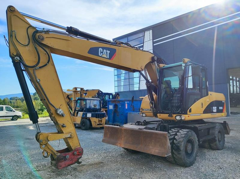 Caterpillar M315D - Pelle sur pneus: photos 2 Caterpillar M315D - Pelle sur pneus: photos 2
