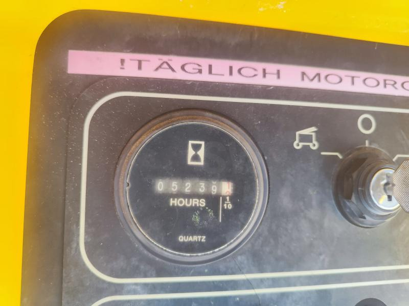 Genie S-85 - Nacelle à mât vertical: photos 5 Genie S-85 - Nacelle à mât vertical: photos 5