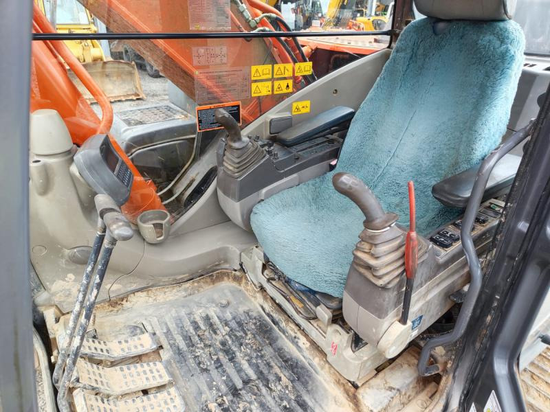 Hitachi ZX280LC-3H - Pelle sur chenille: photos 5 Hitachi ZX280LC-3H - Pelle sur chenille: photos 5