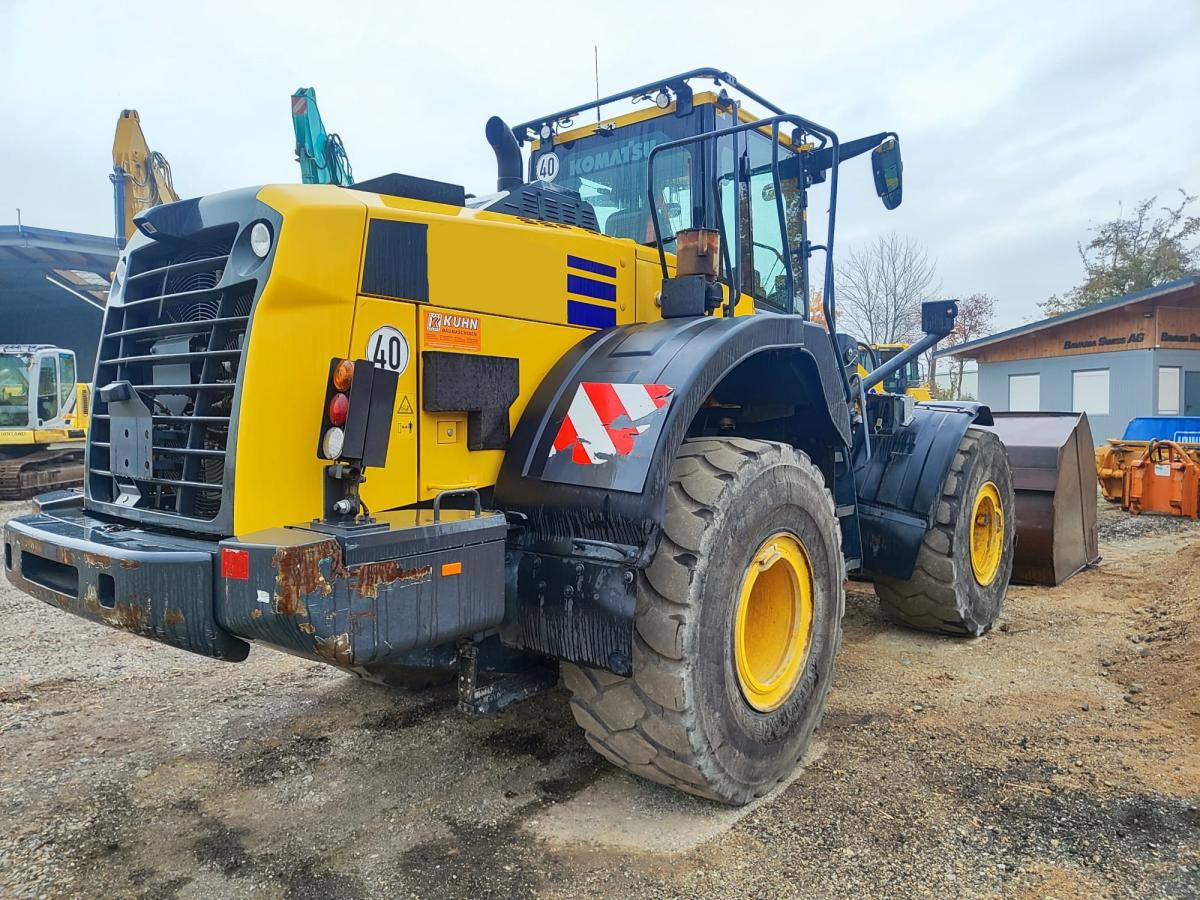Komatsu WA380-8E0 - Chargeuse sur pneus: photos 4 Komatsu WA380-8E0 - Chargeuse sur pneus: photos 4