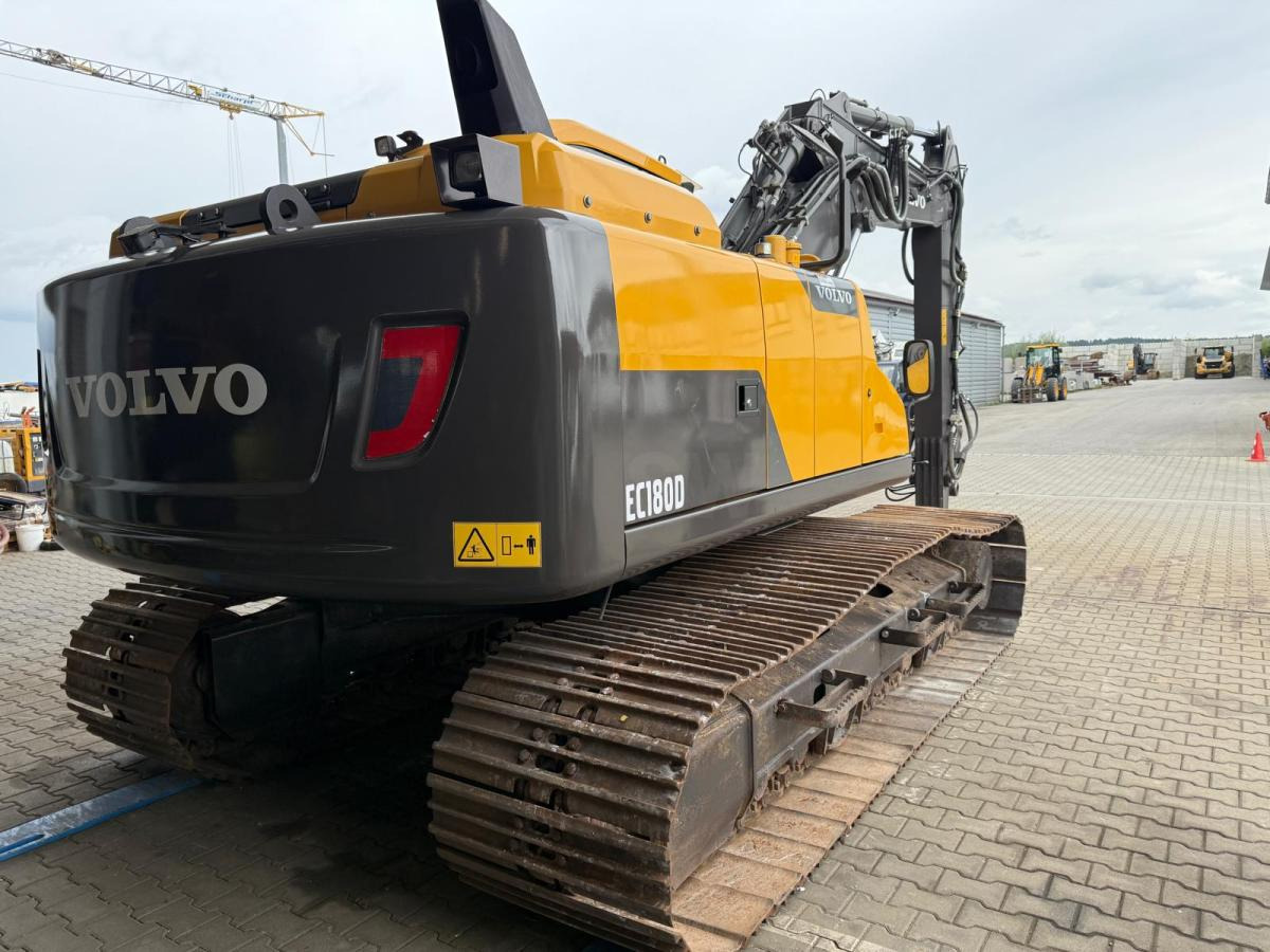 Volvo EC180 D - Pelle sur chenille: photos 2 Volvo EC180 D - Pelle sur chenille: photos 2