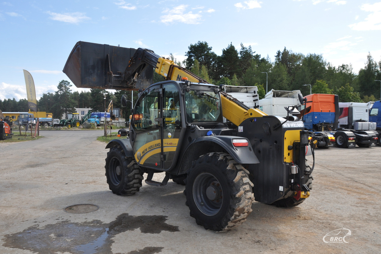 New Holland TH 7.42 - Chargeuse sur pneus télescopique: photos 4 New Holland TH 7.42 - Chargeuse sur pneus télescopique: photos 4