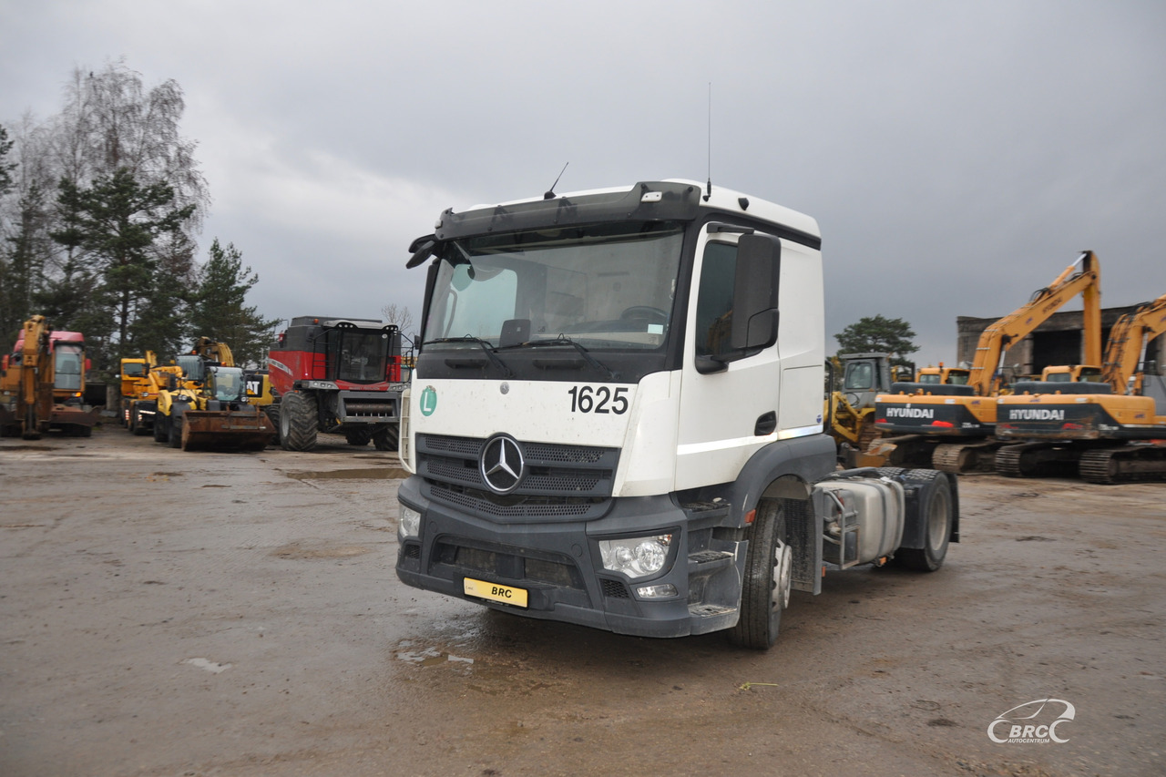Mercedes-Benz Actros - Tracteur routier: photos 1 Mercedes-Benz Actros - Tracteur routier: photos 1