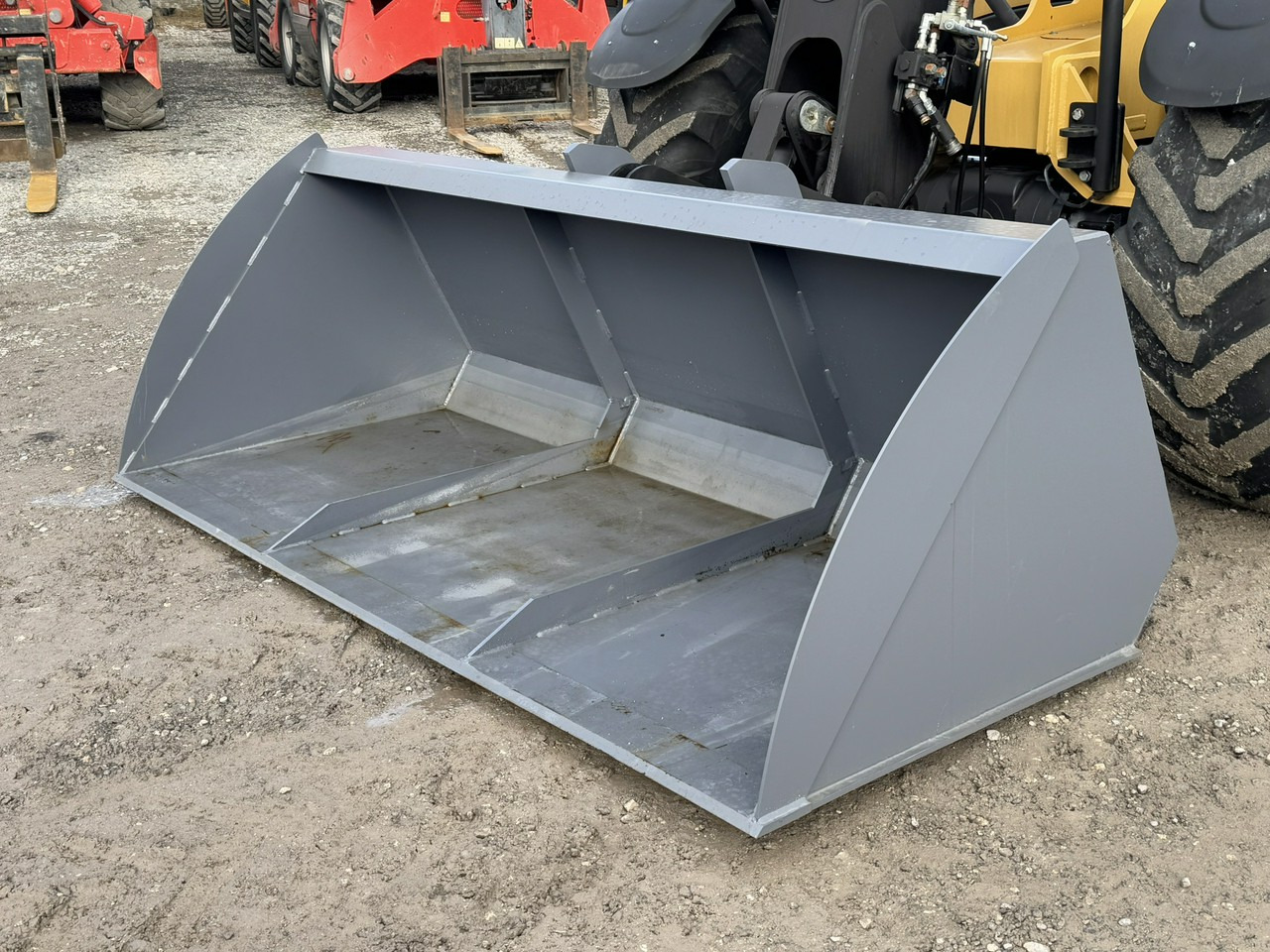 Caterpillar TH337C - Chariot télescopique: photos 3 Caterpillar TH337C - Chariot télescopique: photos 3