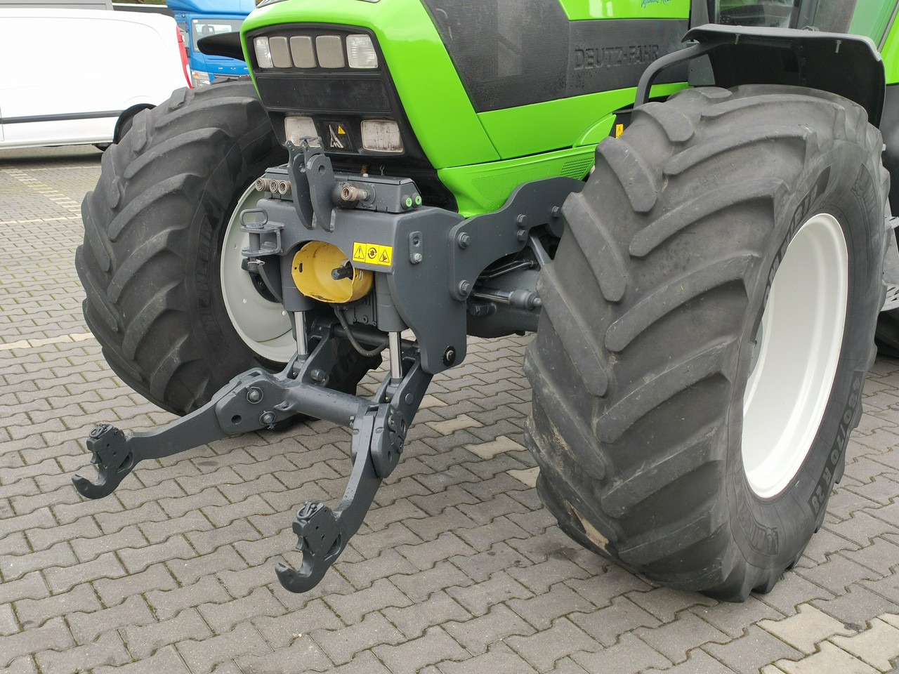 Deutz Fahr Agrotron M620 4x4 Przedni Tuz Wałek W.O.M Wyjścia do Przyczepy - Tracteur agricole: photos 4 Deutz Fahr Agrotron M620 4x4 Przedni Tuz Wałek W.O.M Wyjścia do Przyczepy - Tracteur agricole: photos 4
