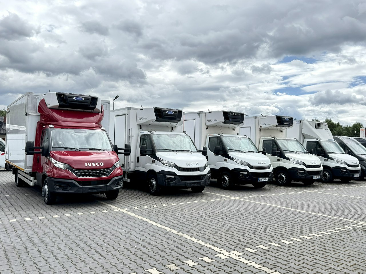 Iveco Daily 72C18 Mroźnia Ściana Grodziowa Podwójny Parownik - Utilitaire frigorifique: photos 1 Iveco Daily 72C18 Mroźnia Ściana Grodziowa Podwójny Parownik - Utilitaire frigorifique: photos 1