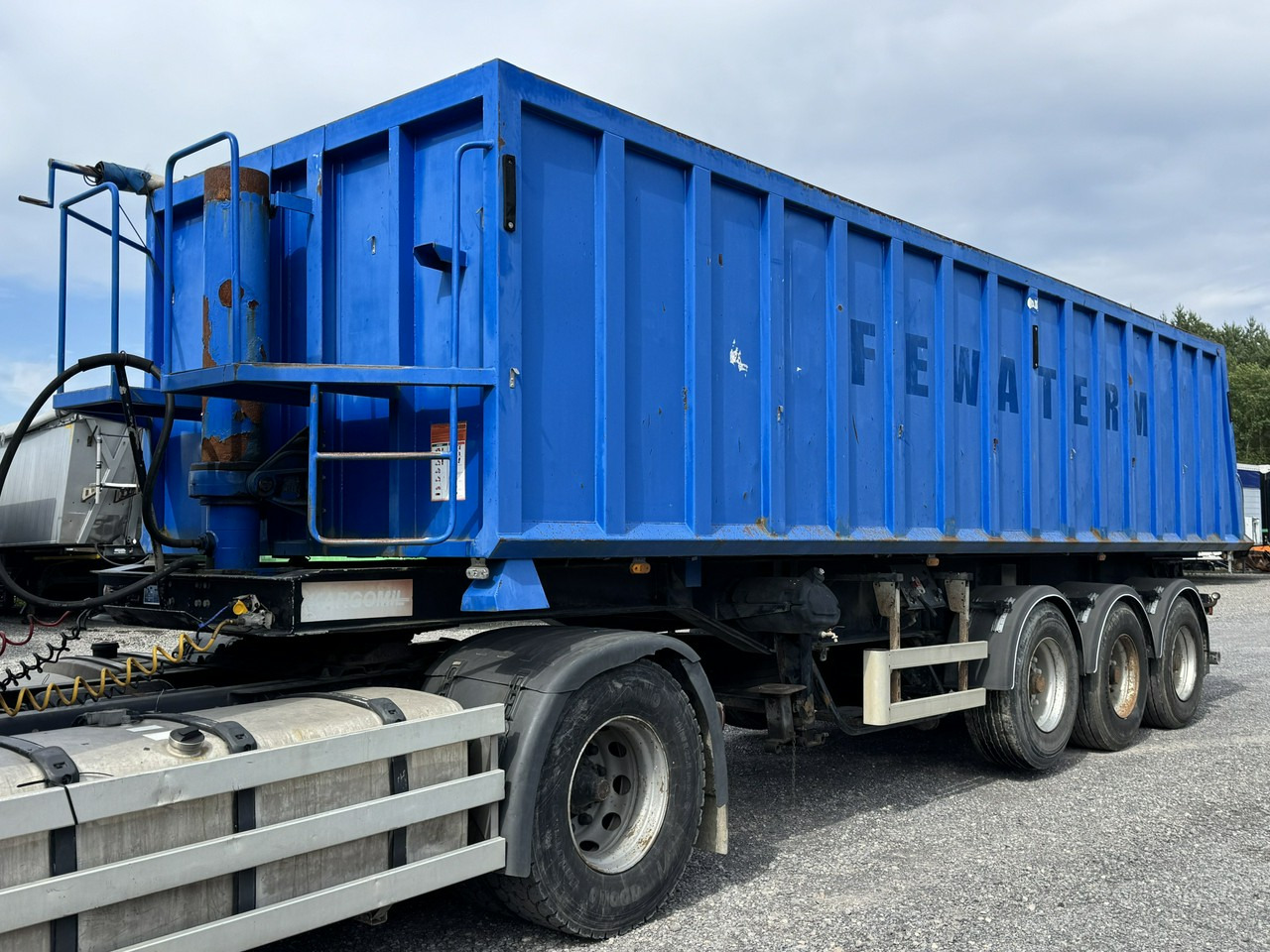 Ovibos Kargomil 35m STALOWA OKAZJA Stan Dobry !!! - Semi-remorque benne: photos 2 Ovibos Kargomil 35m STALOWA OKAZJA Stan Dobry !!! - Semi-remorque benne: photos 2