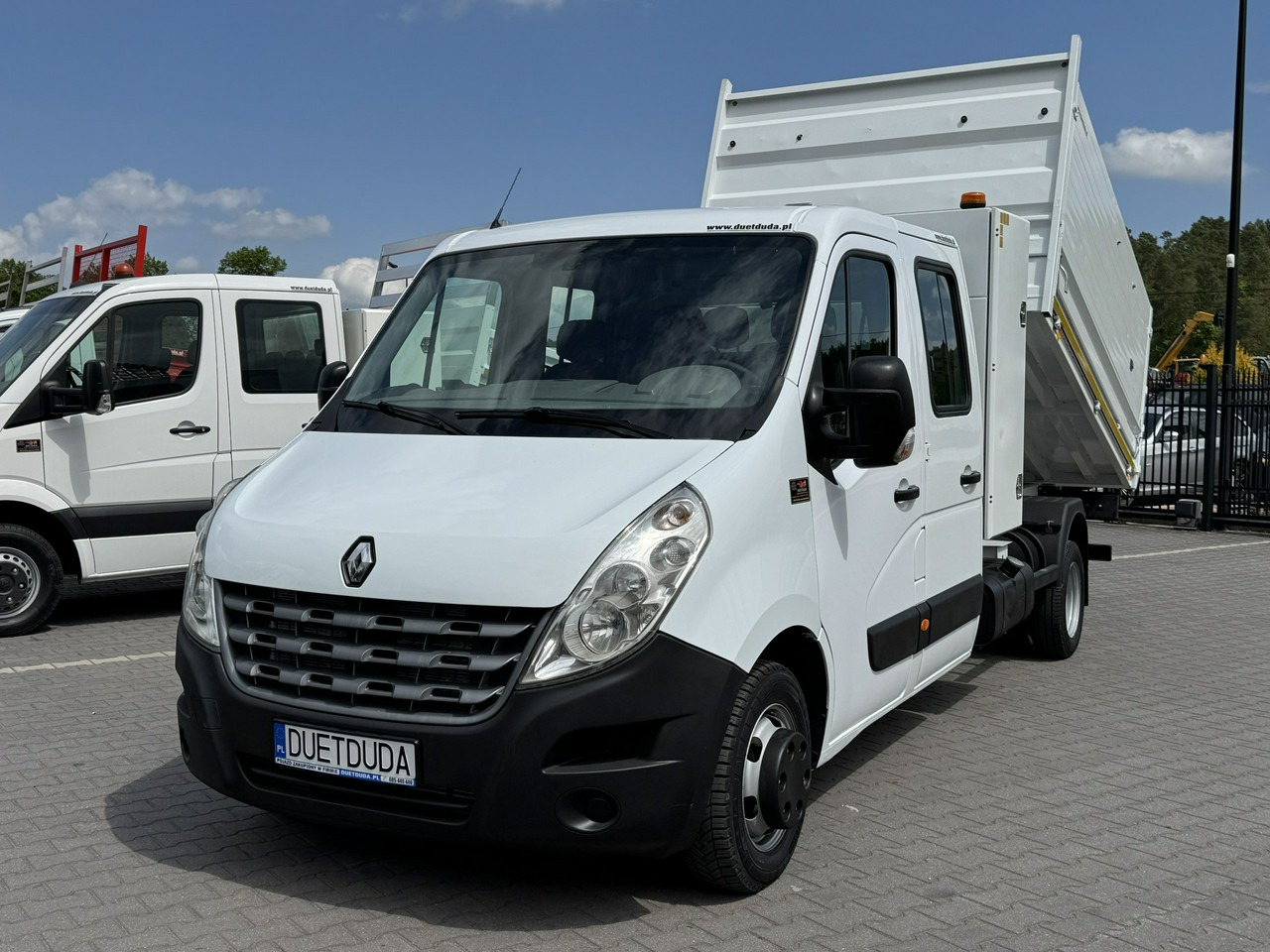 Renault Master - Utilitaire benne: photos 3 Renault Master - Utilitaire benne: photos 3