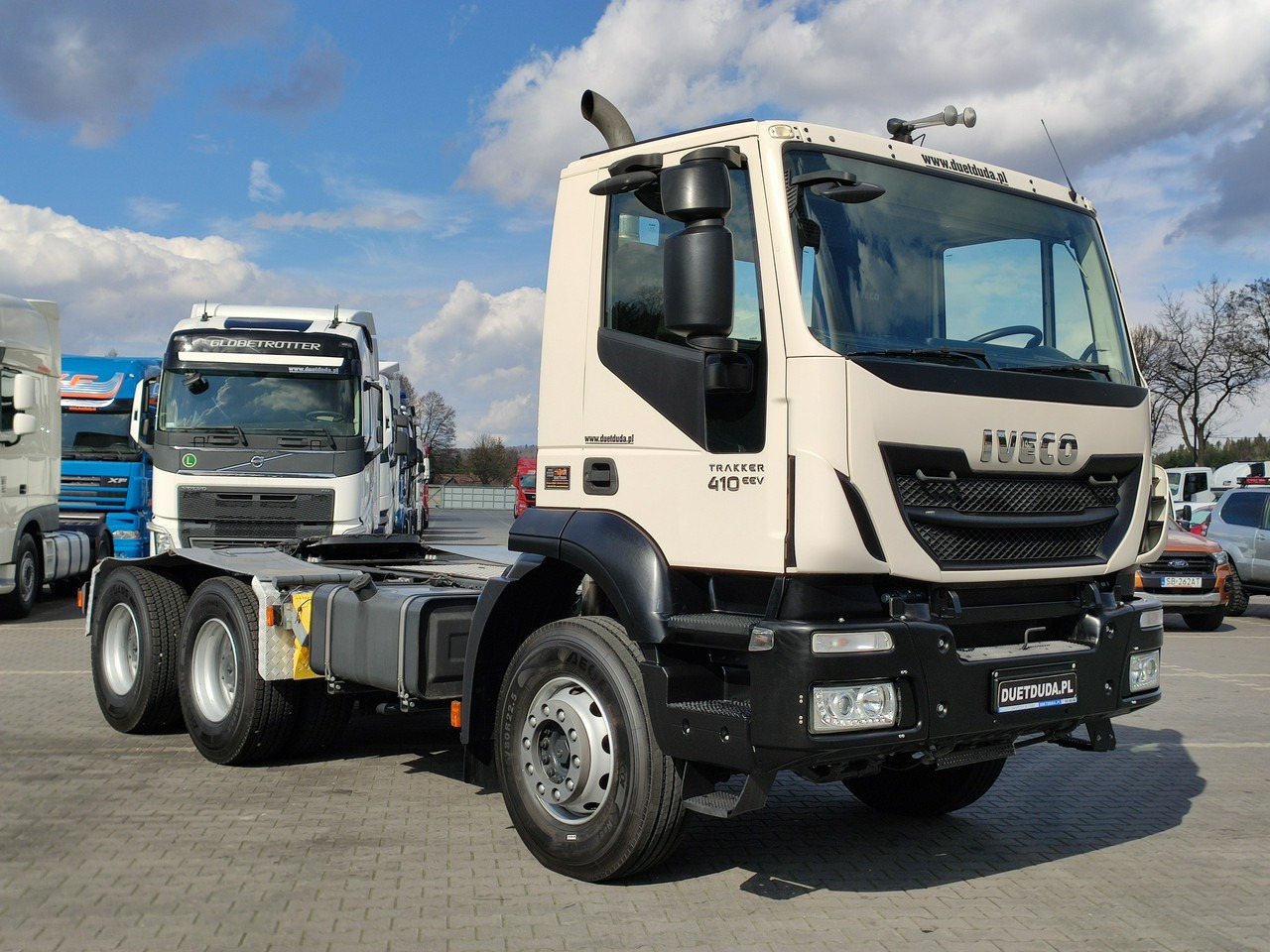 Iveco Trakerr 26.410 6x4 Manual Mały Przebieg tylko-46000km - Tracteur routier: photos 2 Iveco Trakerr 26.410 6x4 Manual Mały Przebieg tylko-46000km - Tracteur routier: photos 2