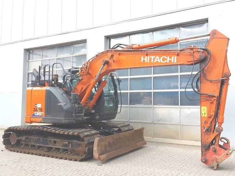 Hitachi ZX 135 US-6 - Pelle sur chenille: photos 4 Hitachi ZX 135 US-6 - Pelle sur chenille: photos 4