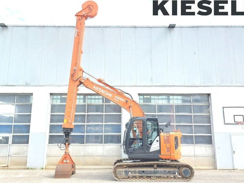 Hitachi ZX 135 US-6 Teledipper - Pelle sur chenille: photos 1 Hitachi ZX 135 US-6 Teledipper - Pelle sur chenille: photos 1