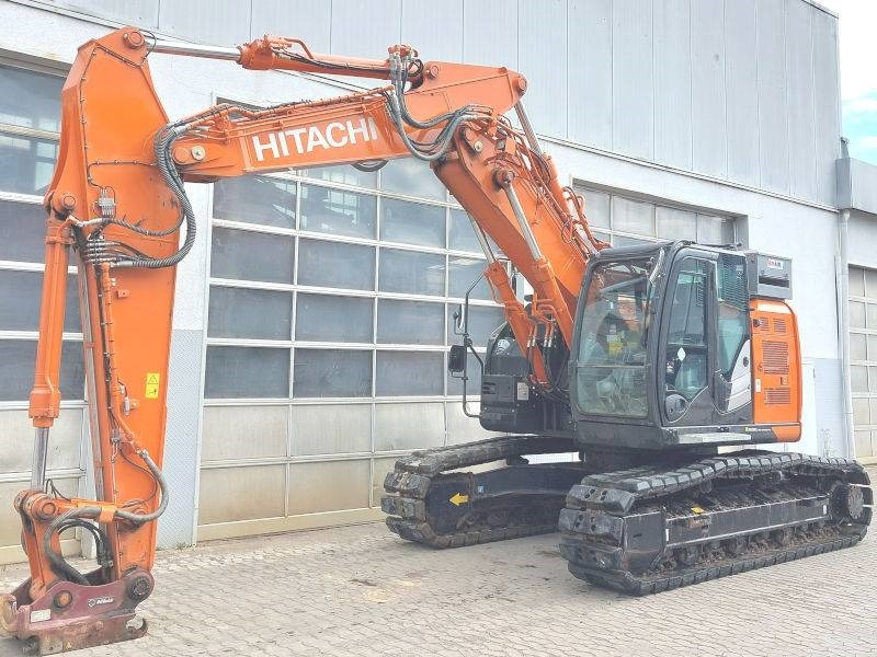 Hitachi ZX 225 US LC-6 - Pelle sur chenille: photos 2 Hitachi ZX 225 US LC-6 - Pelle sur chenille: photos 2