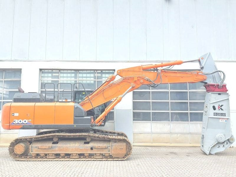 Hitachi ZX 300 LC-6  - Pelle de démolition: photos 5 Hitachi ZX 300 LC-6  - Pelle de démolition: photos 5