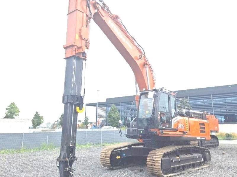 Hitachi ZX 350 LC-7 Teledipper - Pelle sur chenille: photos 3 Hitachi ZX 350 LC-7 Teledipper - Pelle sur chenille: photos 3