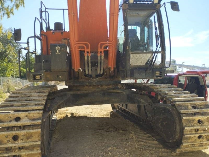 Hitachi ZX 690 LCH-7 - Pelle sur chenille: photos 3 Hitachi ZX 690 LCH-7 - Pelle sur chenille: photos 3