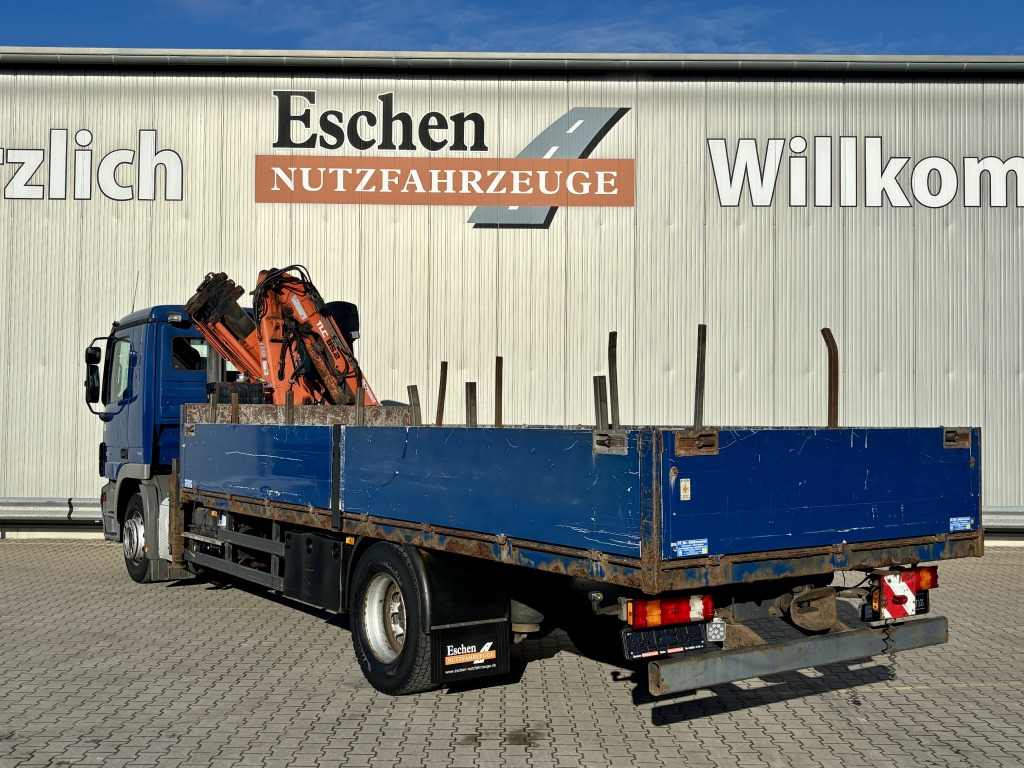 Mercedes-Benz 1832 L / Terex 85.2-A3 Faltkran - Camion plateau, Camion grue: photos 4 Mercedes-Benz 1832 L / Terex 85.2-A3 Faltkran - Camion plateau, Camion grue: photos 4