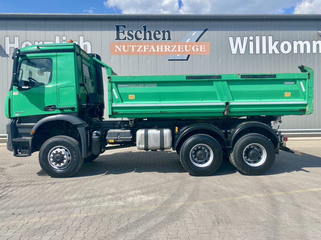 Mercedes-Benz 3345 / 6x6 - Camion benne: photos 3 Mercedes-Benz 3345 / 6x6 - Camion benne: photos 3