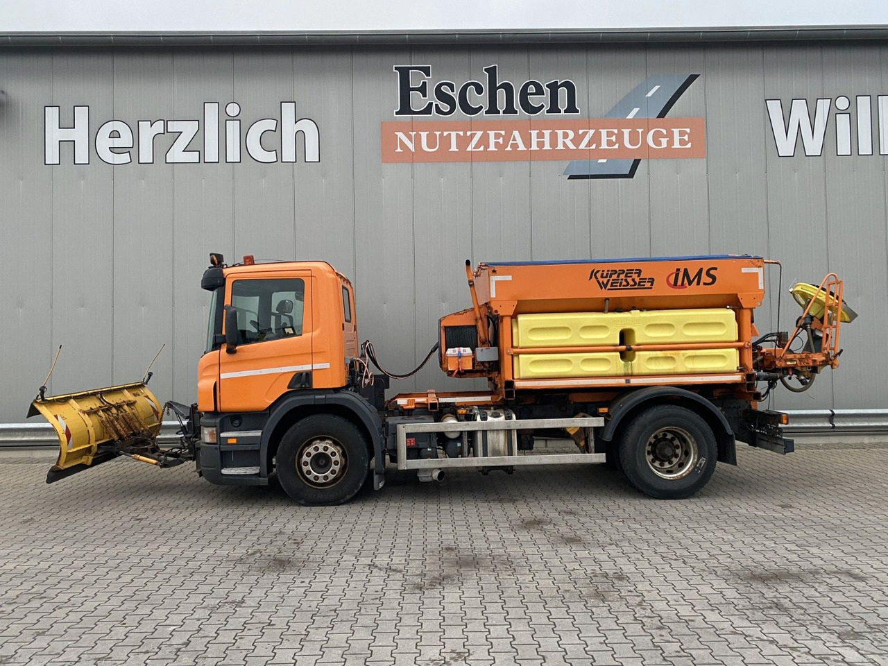 Scania P 230 | Winterdienst*Salzstreuer/Küpper-Weisser - Camion plateau: photos 3 Scania P 230 | Winterdienst*Salzstreuer/Küpper-Weisser - Camion plateau: photos 3