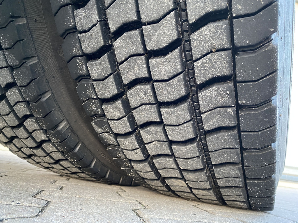 MAN TGX 18.420 4x2 BLS - Tracteur routier: photos 4 MAN TGX 18.420 4x2 BLS - Tracteur routier: photos 4