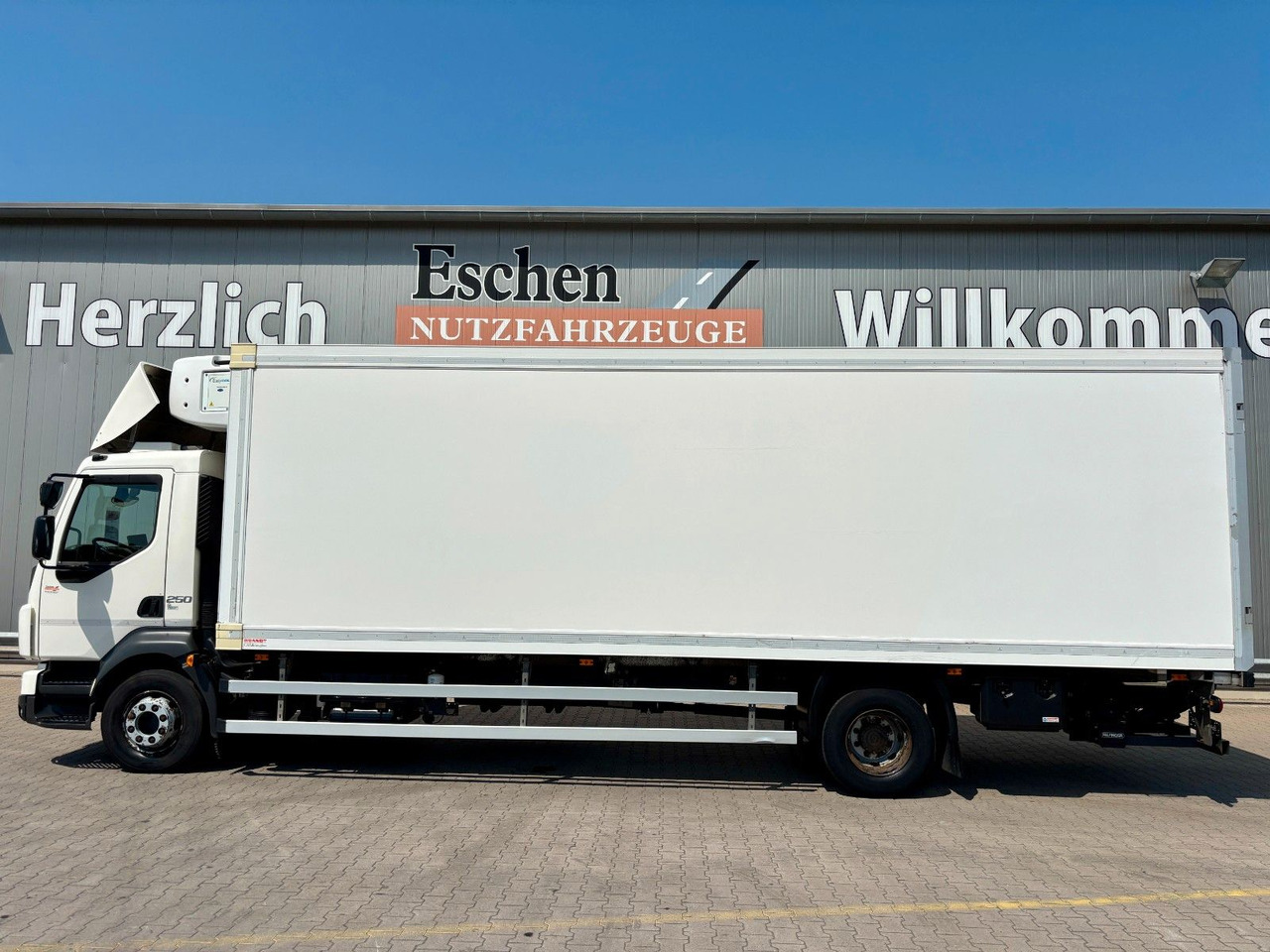 Volvo FL 250|CarrierSupra1250MT*Diesel/Netz*LBW 2.0to. - Camion frigorifique: photos 2 Volvo FL 250|CarrierSupra1250MT*Diesel/Netz*LBW 2.0to. - Camion frigorifique: photos 2