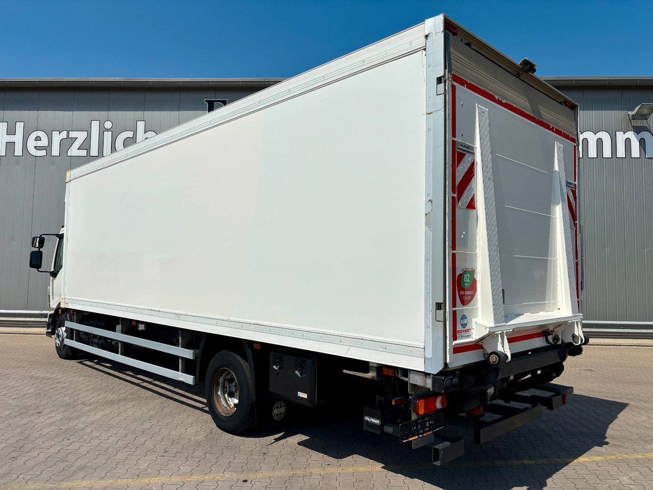 Volvo FL 250|CarrierSupra1250MT*Diesel/Netz*LBW 2.0to. - Camion frigorifique: photos 3 Volvo FL 250|CarrierSupra1250MT*Diesel/Netz*LBW 2.0to. - Camion frigorifique: photos 3