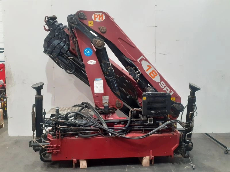 Grúa PM 18 SP - Grue auxiliaire pour Camion: photos 1 Grúa PM 18 SP - Grue auxiliaire pour Camion: photos 1