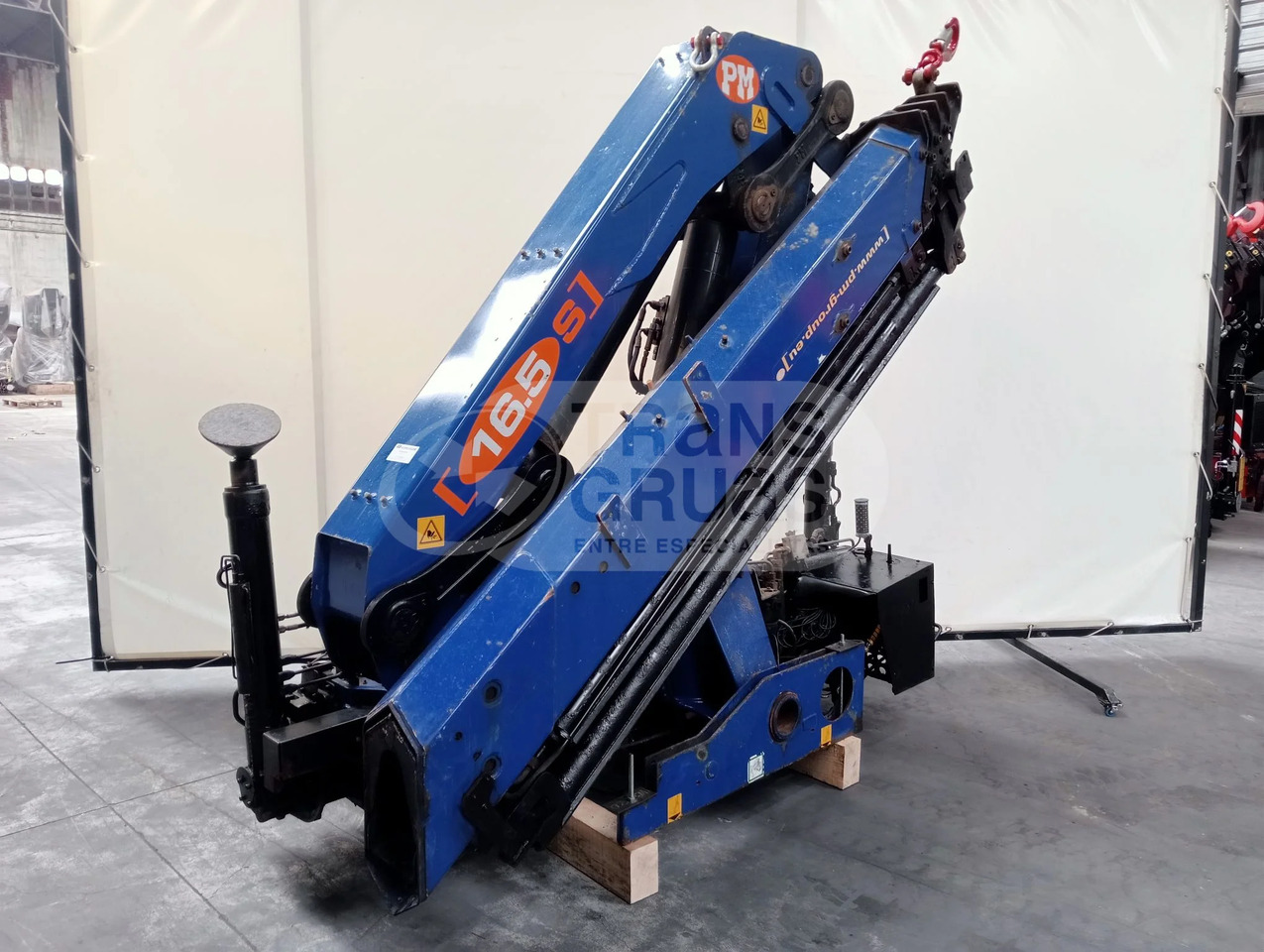 Grúa hidráulica PM 16524 - Grue auxiliaire: photos 3 Grúa hidráulica PM 16524 - Grue auxiliaire: photos 3