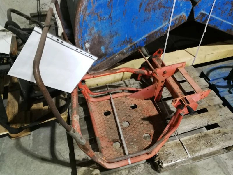 KIT SOPORTE ASIENTO EN COLUMNA FASSI - Siège pour Grue: photos 2 KIT SOPORTE ASIENTO EN COLUMNA FASSI - Siège pour Grue: photos 2