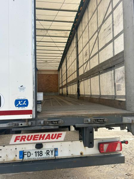 Fruehauf - Semi-remorque rideaux coulissants: photos 5 Fruehauf - Semi-remorque rideaux coulissants: photos 5