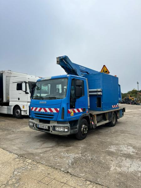 Iveco Eurocargo 100E19 - Camion avec nacelle: photos 1 Iveco Eurocargo 100E19 - Camion avec nacelle: photos 1